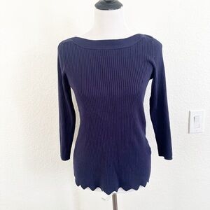 Chic Navy Women's Crew Neck Sweater